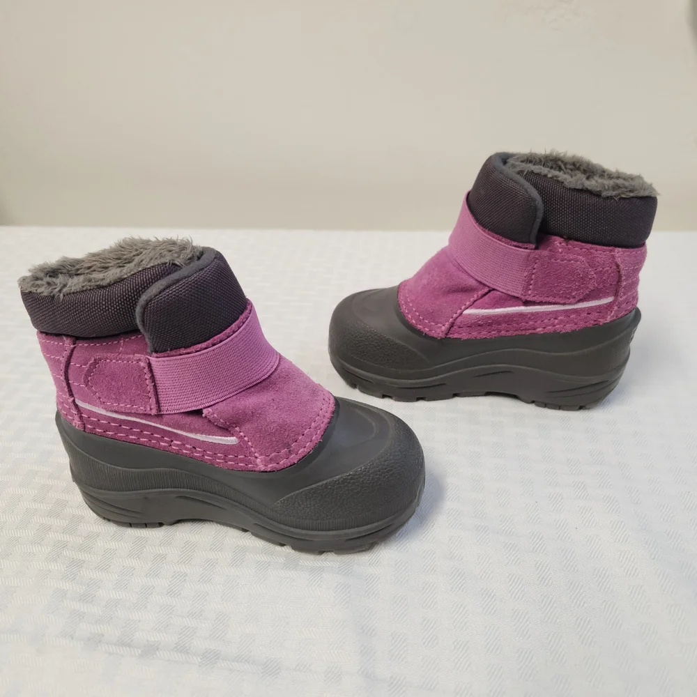 The North Face Toddler Pink Winter Boots Size 7.  #X17